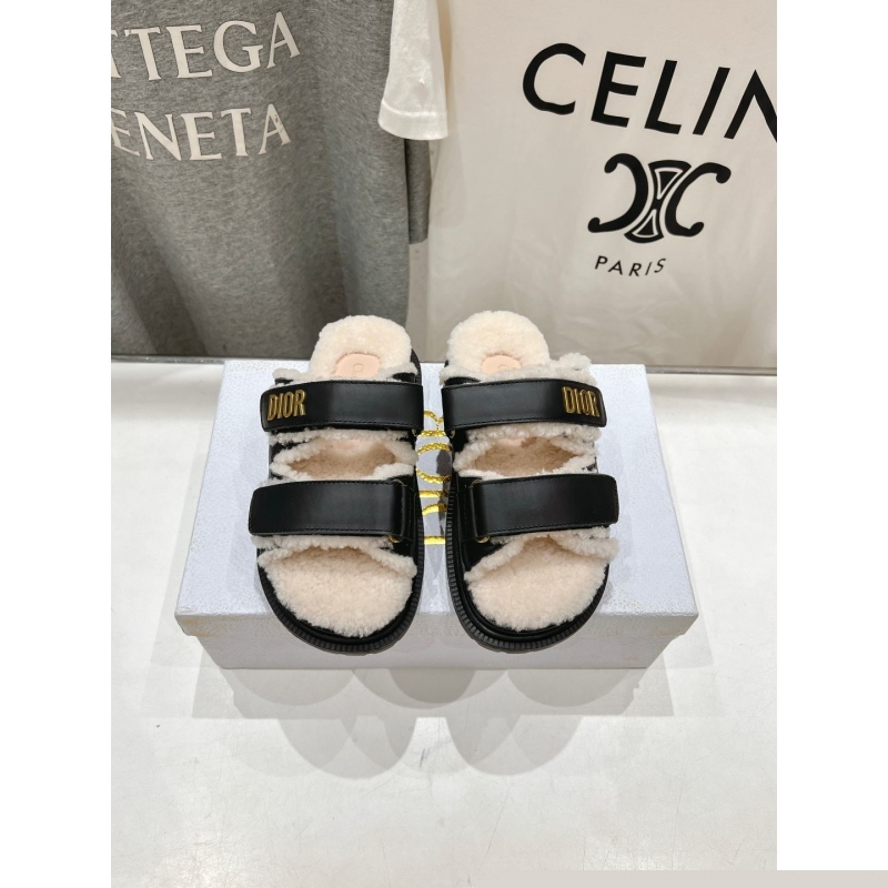 ch**an D*or sandals